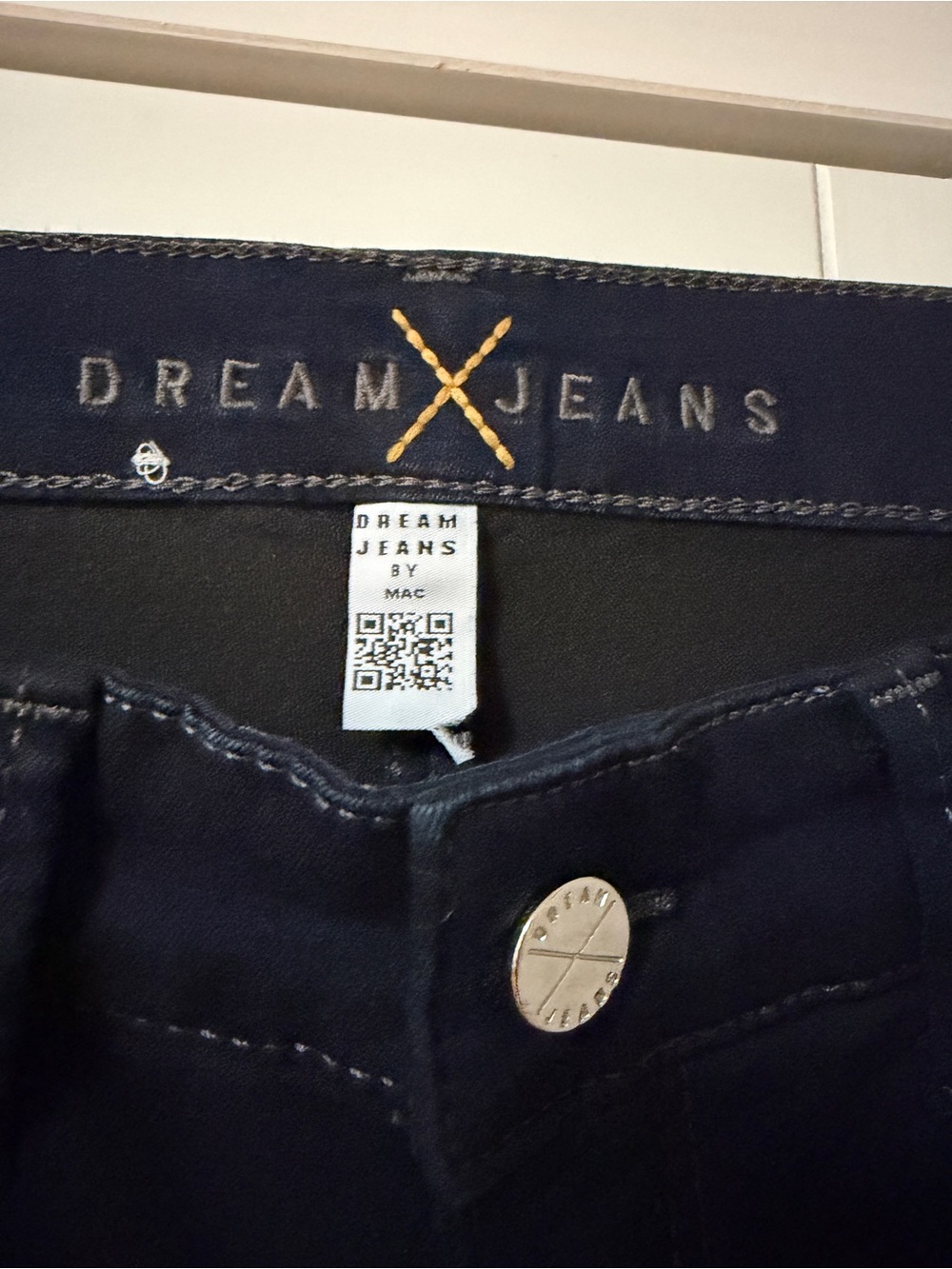 MAC X Dream Jeans Womens approx size 28